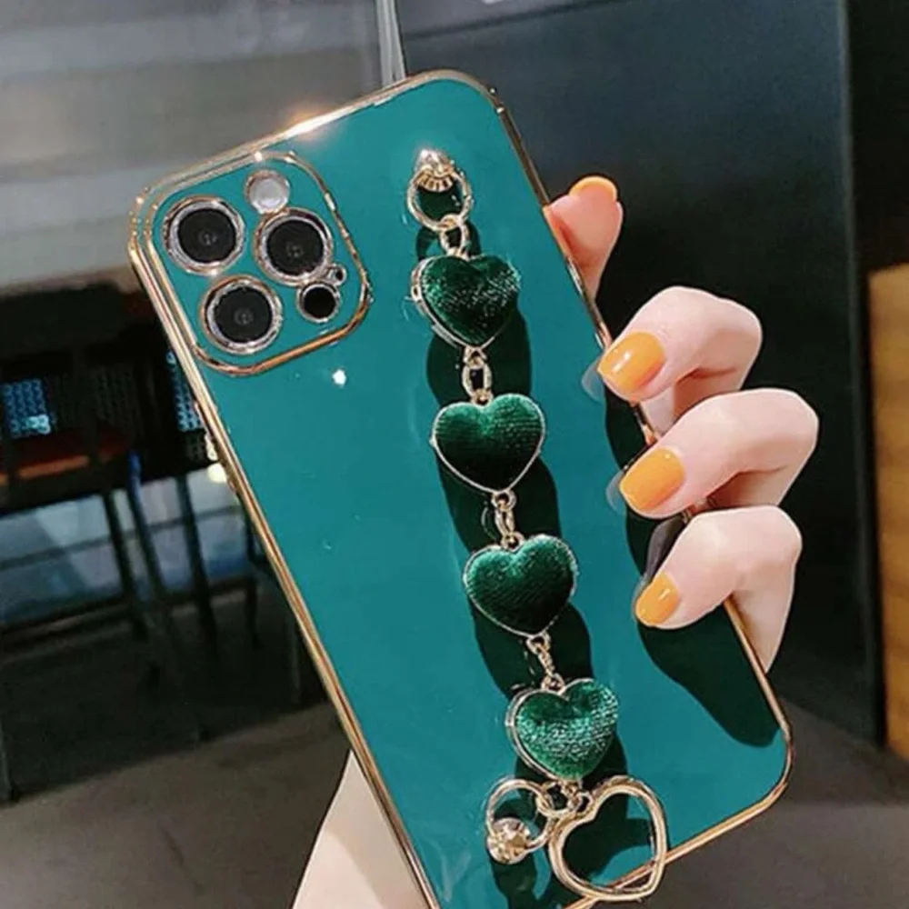 1pc iPhone 15Pro Solid Color Plated Edge Plush Heart Bracelet Phone Case